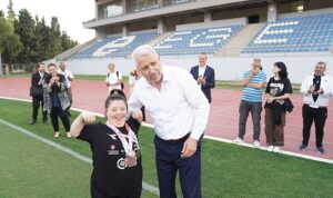 rektor-prof-dr-budak-sevginin-asamayacagi-engel-yoktur-3EtmvHFp.jpg