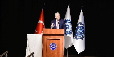 rektor-prof-dr-budak-universitemizin-kuresel-duzeydeki-basarilarini-daha-ileriye-tasiyacagiz.jpg