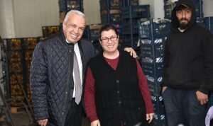 sadi-ozdemir-kent-halini-ziyaret-etti-546fYOD8.jpg