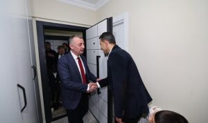 saglikkent-konutlarinda-anahtarlar-teslim-edildi-xWy9dR5X.jpg