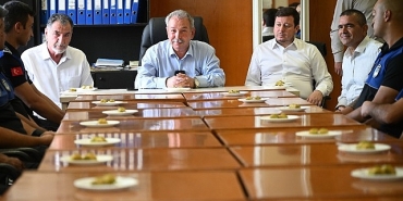 salihli-belediye-baskani-mazlum-nurlu-zabita-haftasinda-zabita-personeliyle-bulustu.jpg