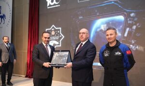 sanayi-ve-teknoloji-bakani-mehmet-fatih-kacir-ve-turkiye-milli-uzay-programi-kapsaminda-uzaya-pI5J1c8m.jpg