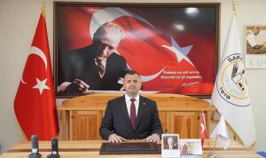 saray-belediye-baskani-abdul-tasyasan-saray-belediyesinde-calisan-kiz-kardesi-ozlem-tasyasani-isten-cikardi-JhLABzgn.jpg