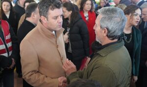 sarikurt-ve-yuceer-esnafi-ziyaret-etti-bFEdvW7K.jpg