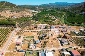 seferihisar-belediyesi-kacak-yapilarla-mucadelede-kararli.jpg