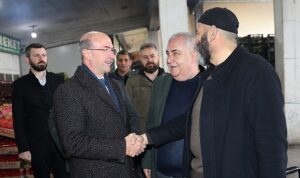 selcuklu-belediye-baskani-ahmet-pekyatirmaci-sebze-meyve-hali-plastikciler-ve-halicilar-esnafiyla-bir-araya-geldi-89d2JYb5.jpg