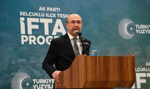 selcuklu-belediye-baskani-ve-belediye-baskan-adayi-ahmet-pekyatirmaci-31-mart-yerel-yonetimler-secimlerine-9MFD7xVs.jpg