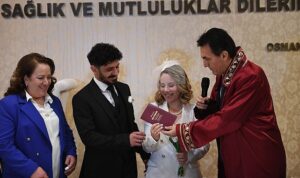 sevgililer-gununde-baskan-dundar-nikah-kiydi-yXTsuBIG.jpg