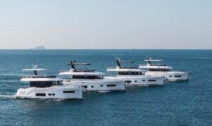 sirena-48-abdli-denizcilerle-ilk-kez-bulusuyor-2dj9PDYg.jpg