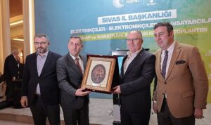 sivas-belediye-baskan-hilmi-bilgin-cumhurbaskanimiz-mujdelerle-geldi-JCgjJ3AB.jpg
