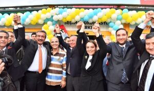 soner-cetinden-gorkemli-acilis-WGGjaVs9.jpg