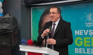 tarim-ve-orman-bakani-yumakli-ak-parti-belediye-baskan-adayi-savranin-secim-ofisi-acilisina-EQdjzBeg.jpg