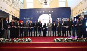 tbmm-baskani-kurtulmus-zamanini-asan-miras-ipek-yolu-sergi-ve-sempozyumunun-acilisina-katildi-I57Nx7ZL.jpg