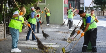 temiz-sokaklar-mutlu-yarinlar-kampanyasi-suruyor.jpg