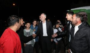 teravih-programlari-akhisar-fatih-camiinde-devam-etti-2kLyK3Rb.jpg