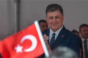 tugay-izmirlileri-23-nisan-1920nin-aydinligiyla-selamliyorum.jpg