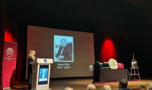 turk-egitim-vakfi-gusel-bilali-son-yolculuguna-ugurladi-dK9VywGu.jpg