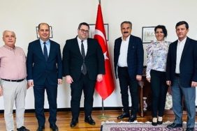 turk-zeytin-ve-zeytinyagi-ihracatcilarindan-avustralya-cikarmasi.jpg