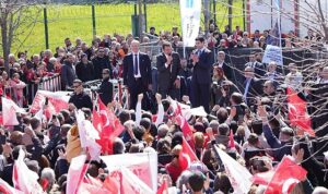 turkiyede-ilk-olan-donusum-mahallesinde-ekrem-imamoglu-ile-halk-bulusmasi-eJl4s6zM.jpg