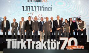 turktraktor-70-yilinda-1111111inci-traktorunu-uretti-sYBbDS7D.jpg