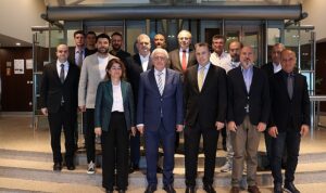 tutun-sektoru-2024-yilinda-1-milyar-dolar-ihracat-hedefliyor-hpzJOh4b.jpg