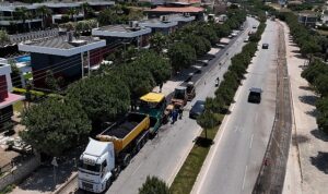 uc-ilcede-14-km-yol-asfaltlaniyor-izmir-buyuksehir-belediyesi-asfalt-atagi-baslatti-pE28aTGz.jpg