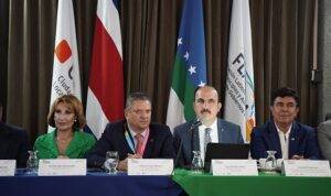 uclg-baskani-altay-latin-amerika-belediyelerine-seslendi-daha-adil-ve-daha-surdurulebilir-sehirler-insa-6RnayUsT.jpg