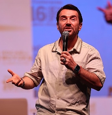 Uğur Arslan’dan hayata dair içten paylaşımlar