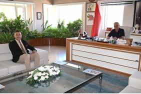 Uğur Okulları Kemer Şube Müdürü Bayram’dan Başkan Topaloğlu’na ziyaret