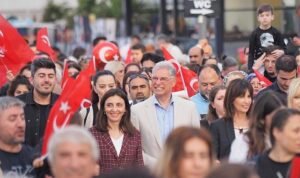 ulu-onder-gazi-mustafa-kemal-ataturkun-dogum-gunum-dedigi-19-mayis-mudanyada-coskuyla-kutladik-jLuB7F2y.jpg
