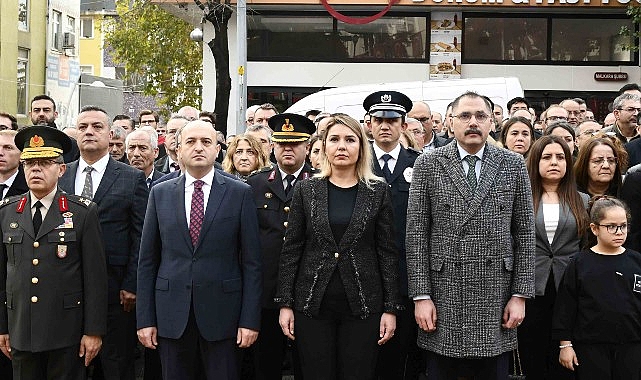 ulu-onderimiz-gazi-mustafa-kemal-ataturk-malkarada-saygi-ve-ozlemle-anildi.jpg