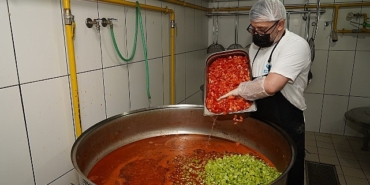uskudar-belediyesi-asevlerinin-kapasitesini-artirarak-daha-fazla-vatandasa-hizmet-sagliyor.jpg