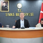 uzun-sosyal-medyada-insanlar-yaniltiliyor-gercekler-farkli.jpg
