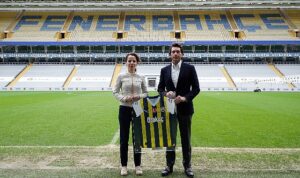 visa-ve-fenerbahce-is-birligiyle-taraftarlara-ozel-on-odemeli-dijital-kart-RDLMhEUT.jpg