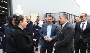 yaman-iscilerden-omerogluna-destek-istedi-WFnq9Eu5.jpg
