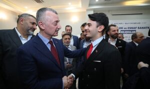 yeni-donemde-gencler-yine-oncelikli-olacak-j6TS43DO.jpg