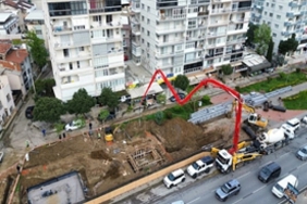 yeni-girne-caddesinde-guvenli-yaya-ulasimi.jpg
