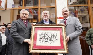 yeniden-insa-edilen-uskudar-gumussu-camii-ibadete-acildi-rSw9jEyN.jpg