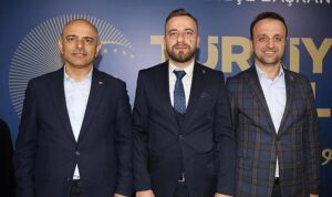yeniden-refahtan-istifa-eden-eski-il-genclik-kollari-baskani-dogru-yol-ak-parti-cJlORbyV.jpg