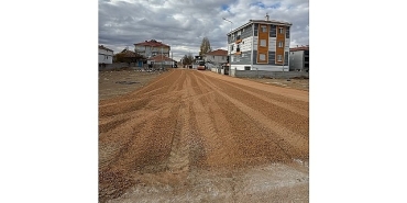 yenisehir-mahallesinde-calismalar-araliksiz-suruyor.jpg