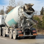 yola-beton-doken-beton-mikserine-106-bin-tl-ceza.jpg