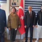 yoruk-il-hatunundan-baskan-topalogluna-ziyaret.jpg